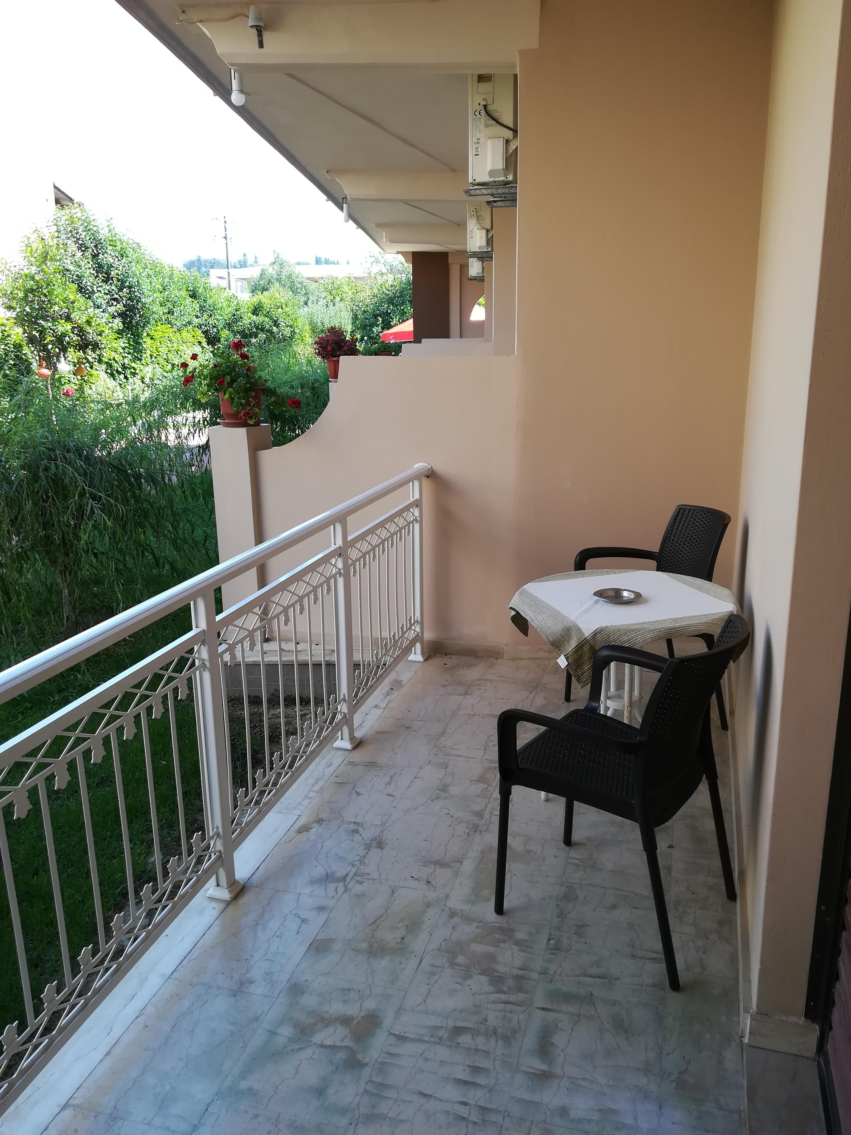 Toula'S Apartments ซีดารี ภายนอก รูปภาพ