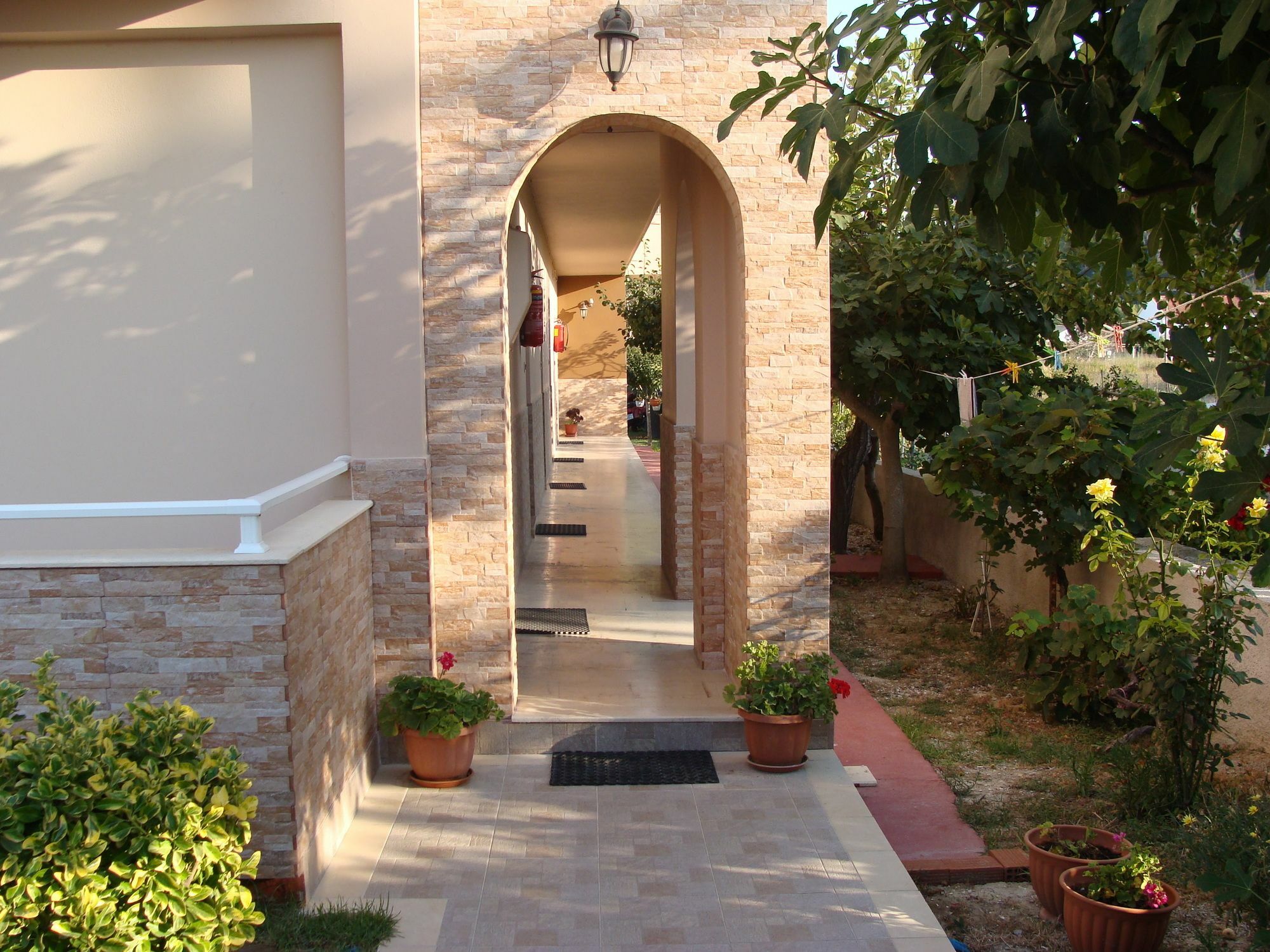 Toula'S Apartments ซีดารี ภายนอก รูปภาพ